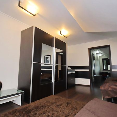 Hotel Complex Cochet à Buşteni Extérieur photo