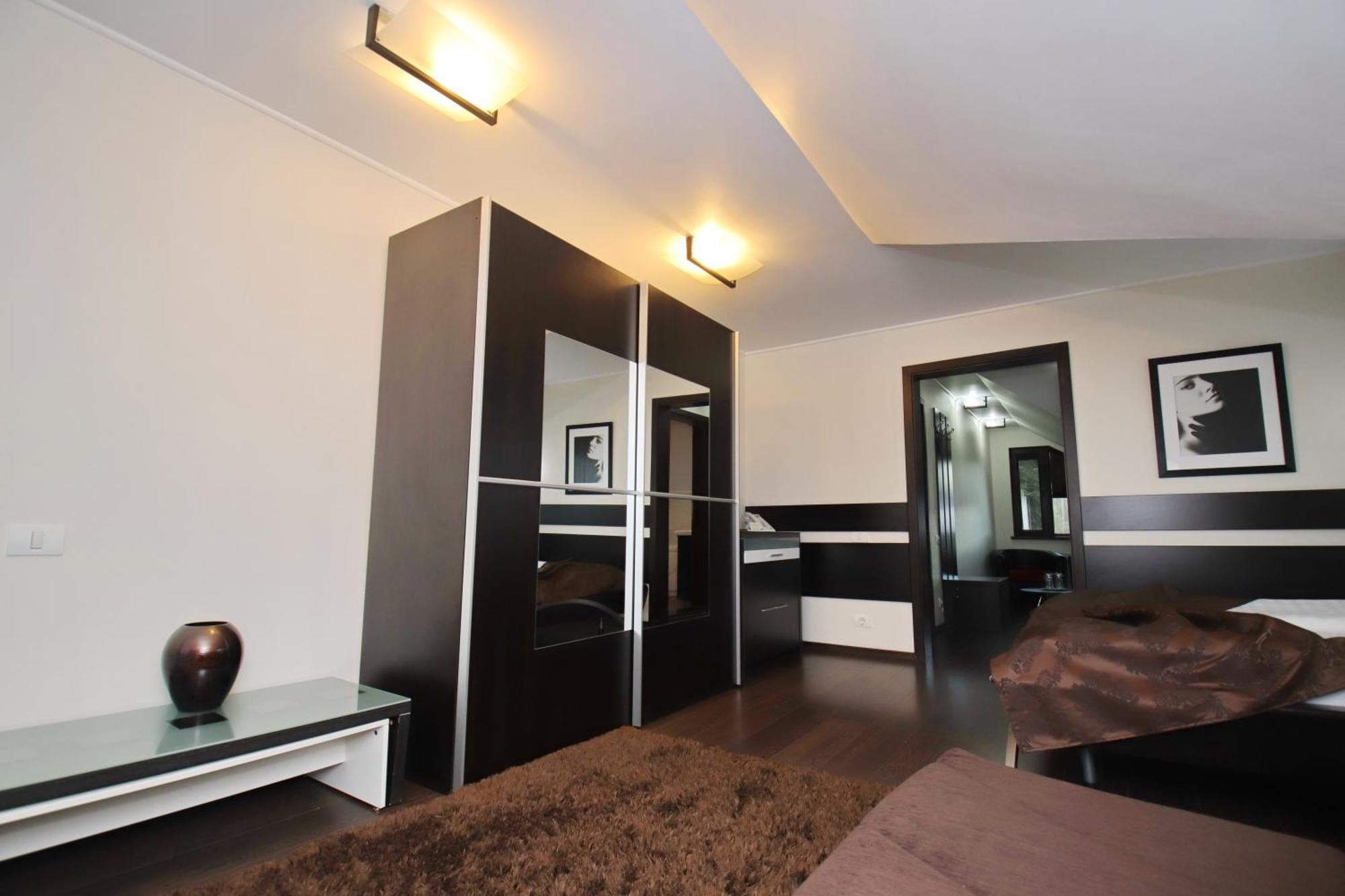 Hotel Complex Cochet à Buşteni Extérieur photo