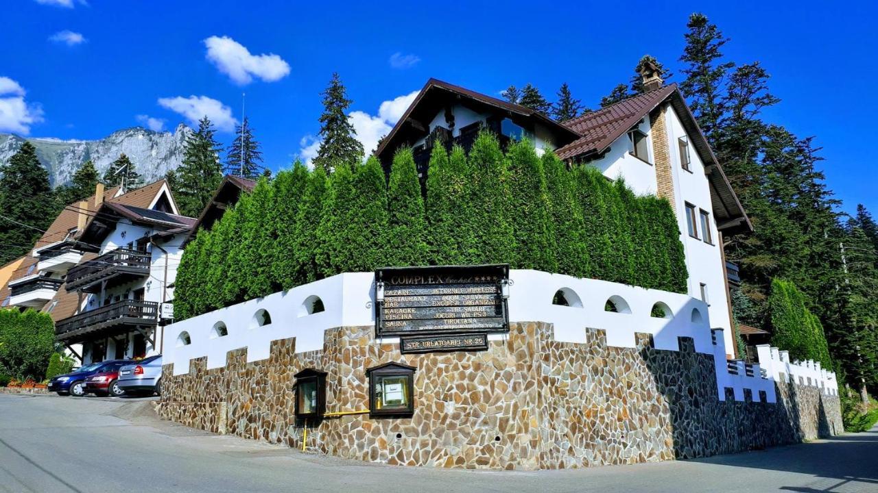 Hotel Complex Cochet à Buşteni Extérieur photo